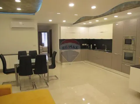 2 bedroom Apartment to rent in St Julian's