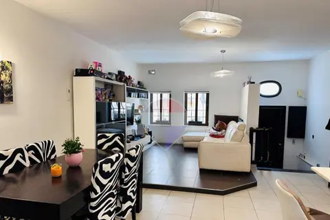 3 Bedroom Maisonette For Sale in Balzan