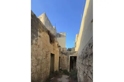 3 Bedroom Town House For Sale in Birkirkara