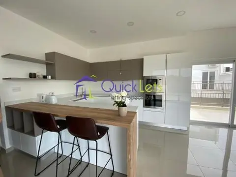 3 bedroom Penthouse to rent in Bahar ic-Caghaq