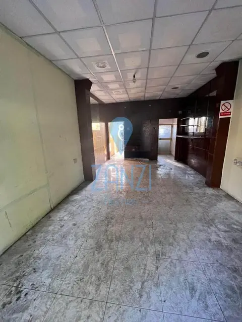 Retail / Shops / Clinic for sale in Marsa