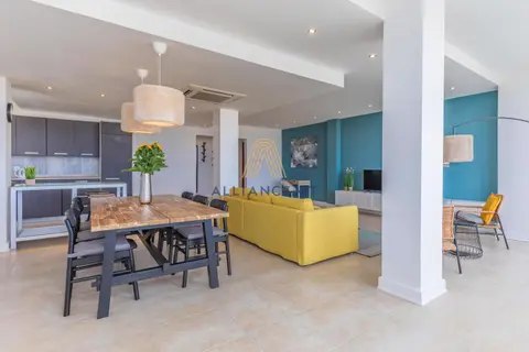 3 Bedroom Apartment To Rent in St Julian's