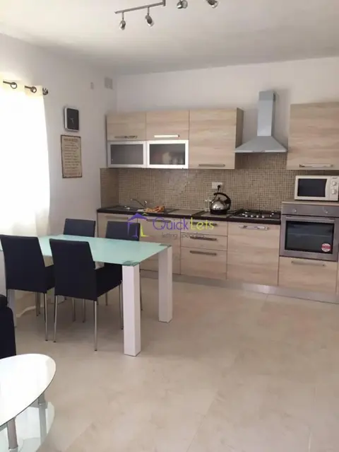 3 bedroom Maisonette to rent in San Gwann