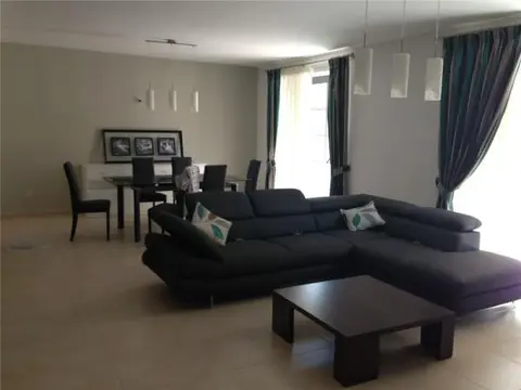 3 bedroom Apartment to rent in Sliema