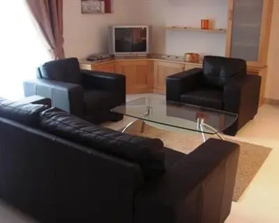 2 bedroom Apartment to rent in St Julian's