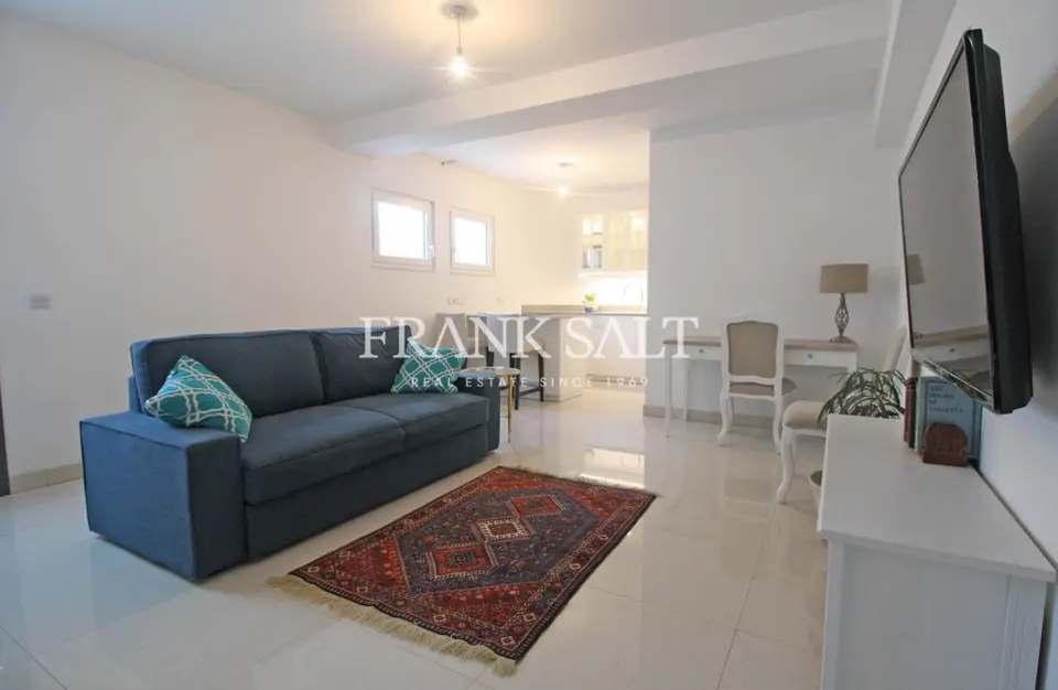 Swieqi, Furnished Maisonette