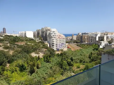 2 bedroom Penthouse for sale in St Julian's