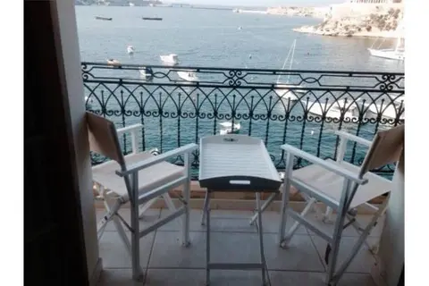 2 bedroom Apartment to rent in Vittoriosa