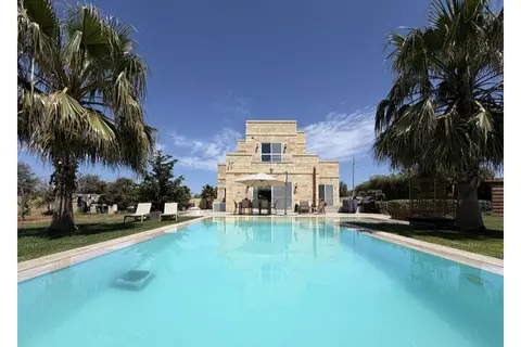 4 Bedroom Farm House For Sale in Dingli