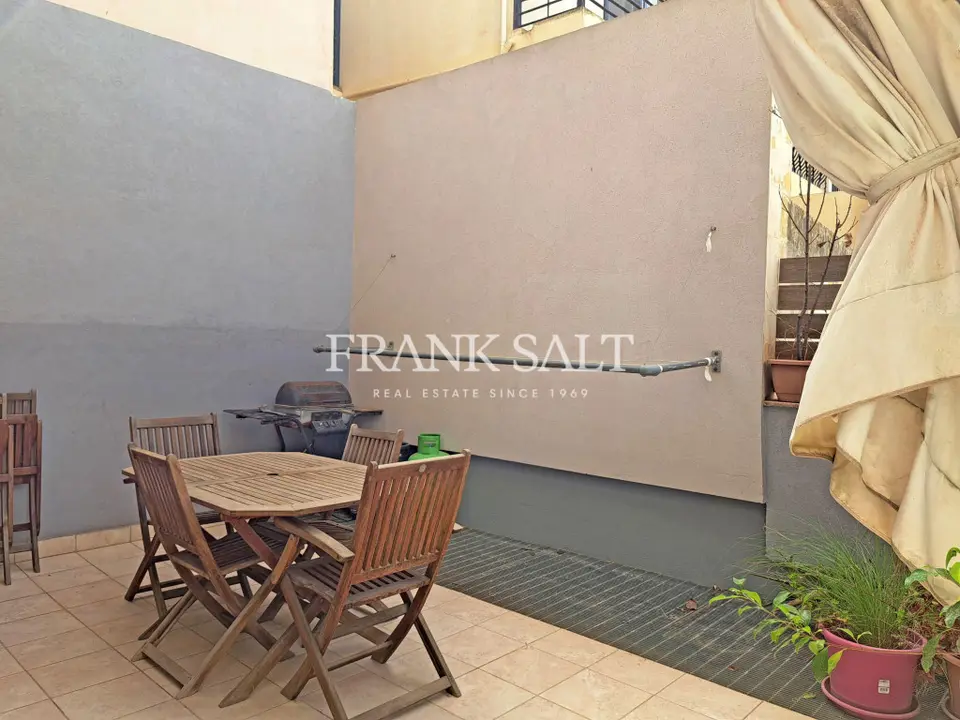Mgarr, Furnished Maisonette