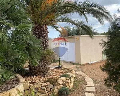 3 bedroom Farmhouse to rent in Birzebbuga
