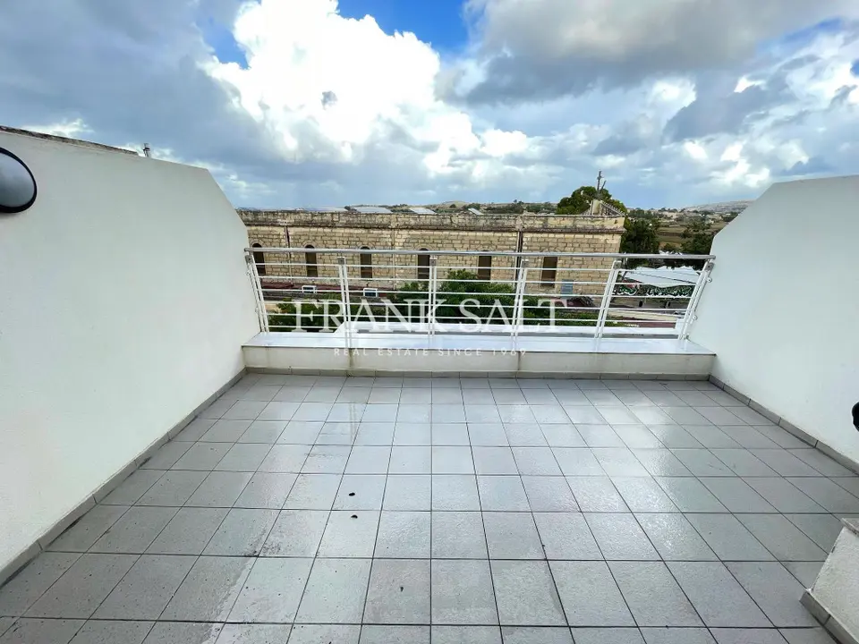 Burmarrad, Penthouse