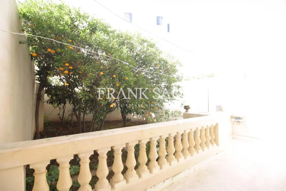 Zejtun, Furnished Terraced House