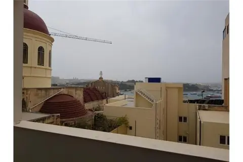 3 bedroom Apartment to rent in Sliema