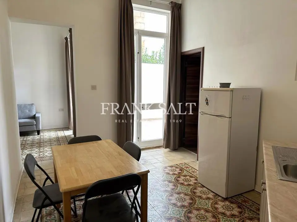Gzira, Furnished Apartment