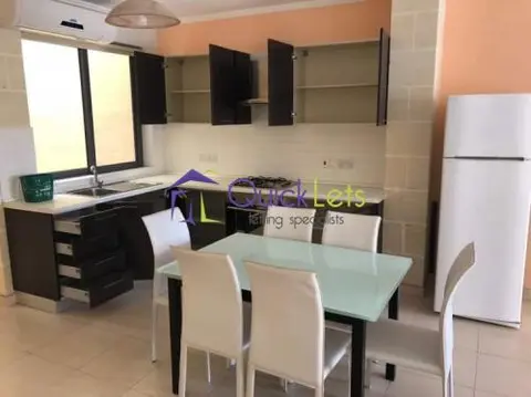 3 bedroom Maisonette to rent in Gozo - Rabat (Victoria)