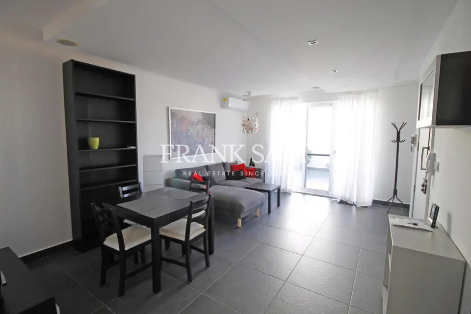 Msida, Furnished Penthouse