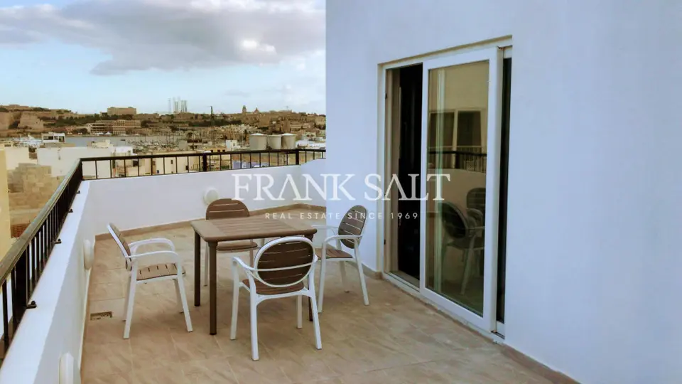 Gzira, Furnished Duplex Penthouse