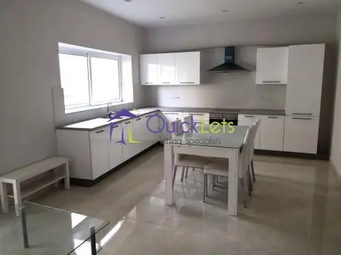 3 bedroom Apartment to rent in Sliema