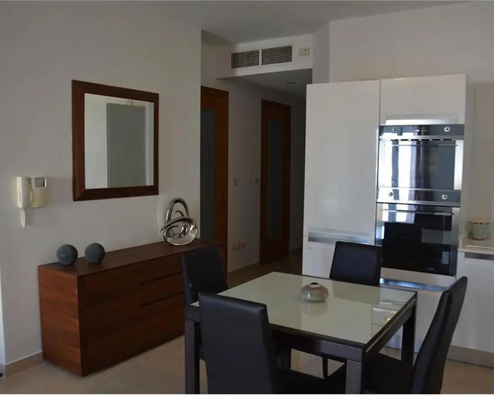 2 bedroom Apartment to rent in Sliema