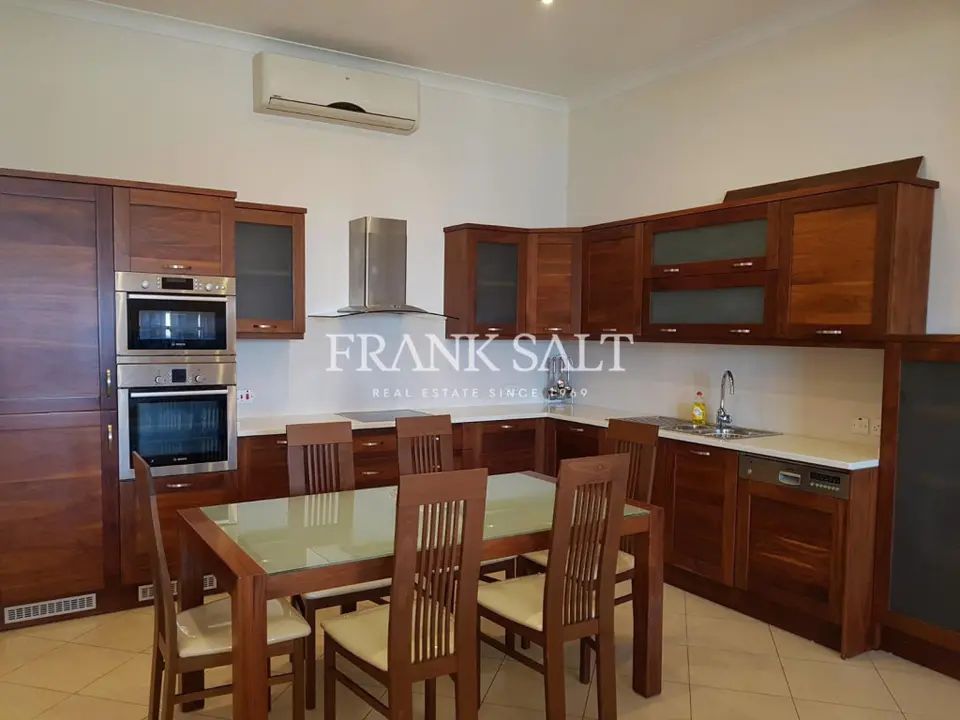 Sliema, Apartment