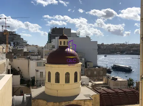 Office to rent in Sliema