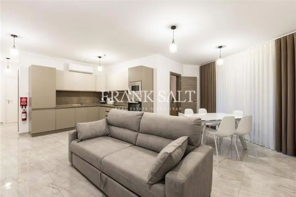 Gzira, Apartment