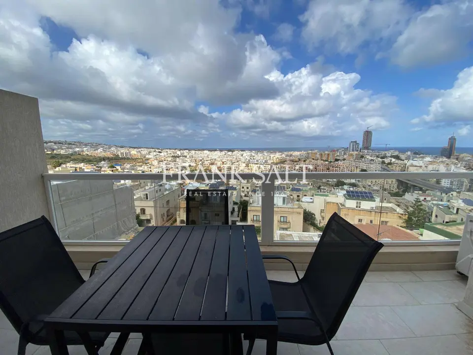 St Julians, Apartment