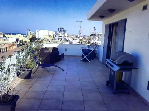 2 bedroom Penthouse to rent in Swieqi