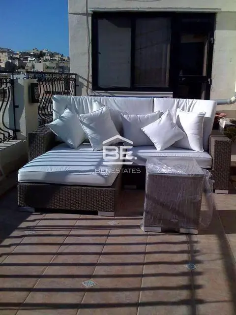 3 bedroom Penthouse to rent in Sliema
