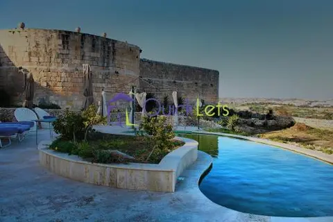4 bedroom Palace/Castle/Manor to rent in Qormi