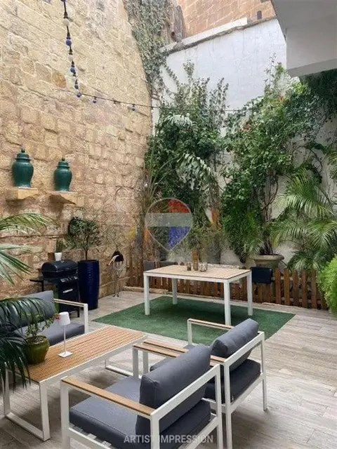 2 bedroom Maisonette Duplex for sale in Qormi