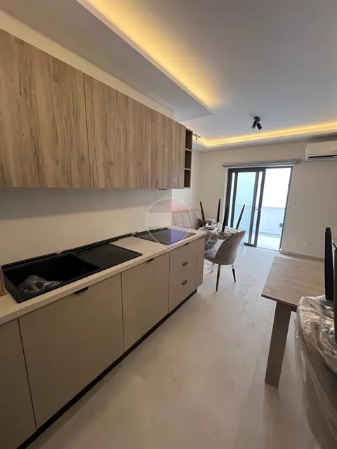 2 bedroom Apartment to rent in St Julian's
