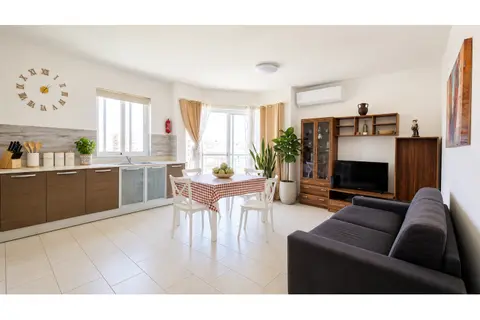 3 Bedroom Apartment For Sale in Mellieha