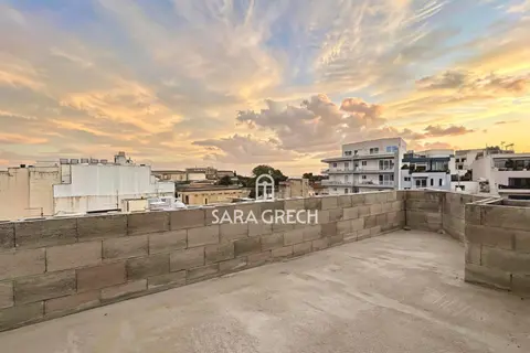 2 Bedroom Penthouse For Sale in St Julian's
