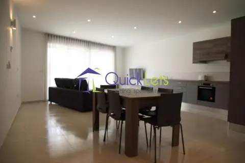 32 bedroom Block to rent in Pieta