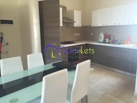 2 bedroom Apartment to rent in Qormi