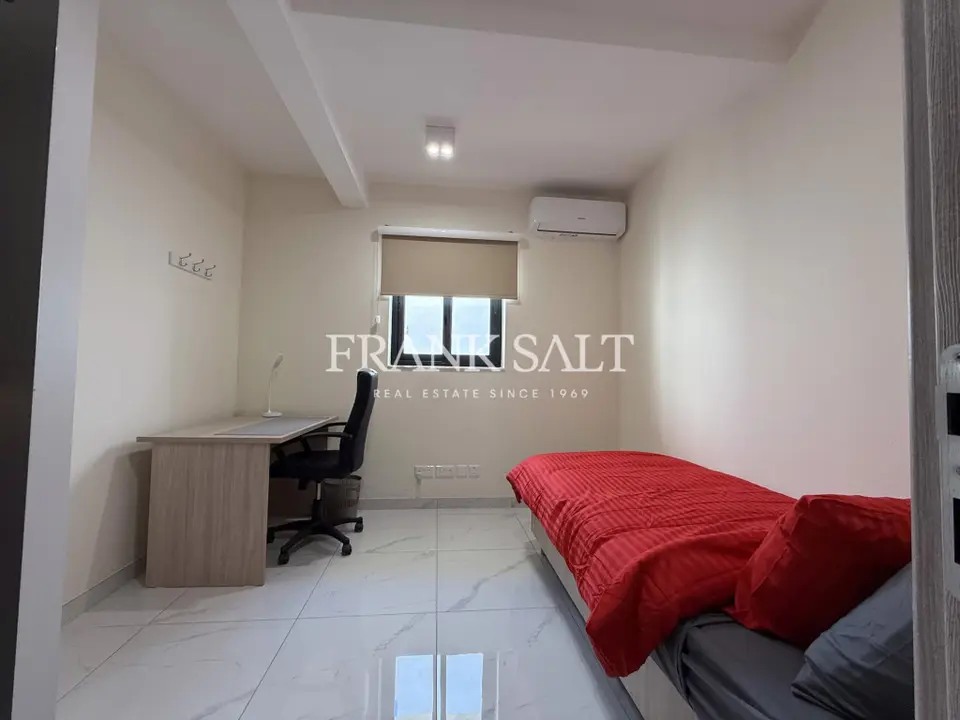 Qawra Furnished Apartment