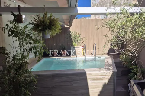 3 Bedroom Maisonette For Sale in Santa Venera