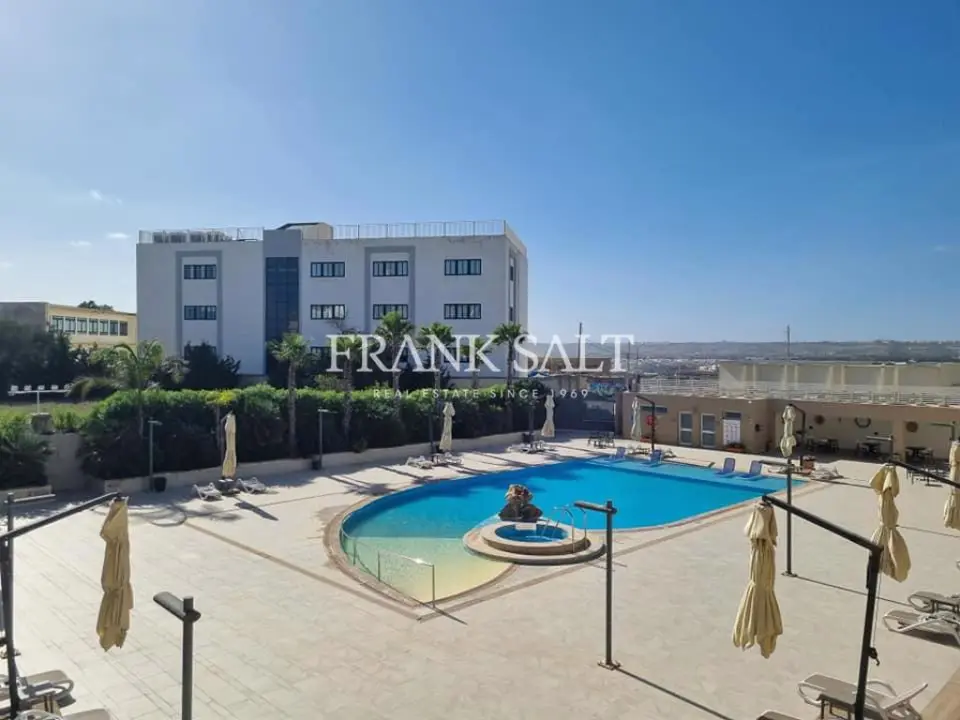 Hilltop Gardens - Naxxar - Remaining lease of a spacious apartment