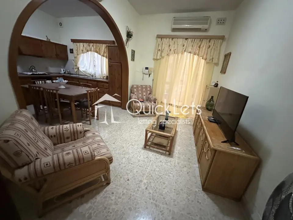 5 bedroom Terraced House to rent in Zabbar