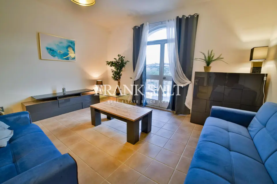 Swieqi, Furnished Maisonette