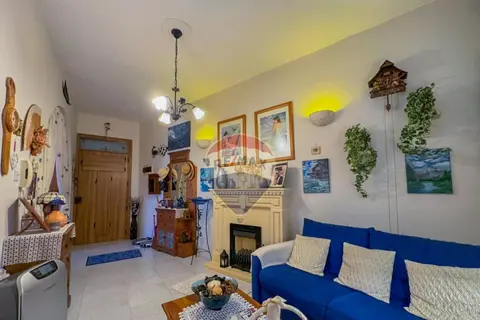 3 Bedroom Apartment For Sale in Tarxien