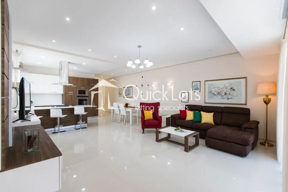 2 bedroom Penthouse to rent in Mgarr