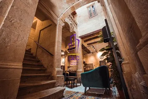 Commercial to rent in Valletta