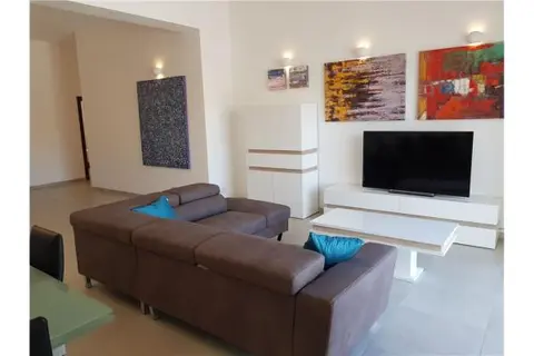 3 bedroom Apartment to rent in Xemxija