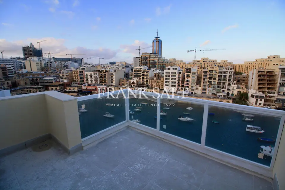 St Julians, Furnished Penthouse