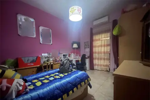 3 Bedroom Apartment For Sale in Paola