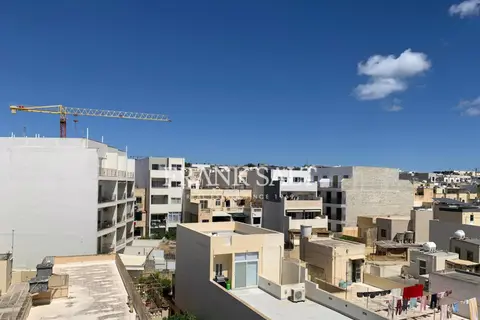 3 Bedroom Penthouse For Sale in Birkirkara