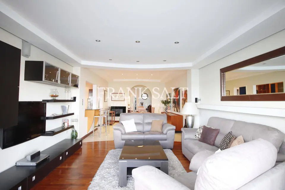 St Julians, Furnished Apartment